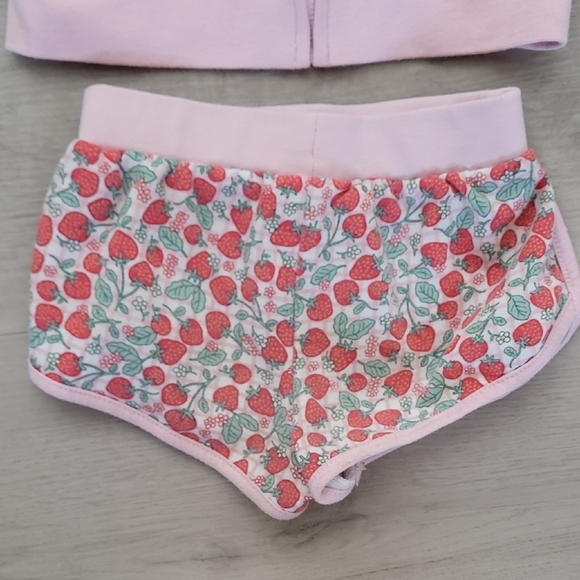 Juicy Couture Pink Strawberry Print Hoodie and Shorts Size 3T Kids Girls Toddler - Picture 6 of 15